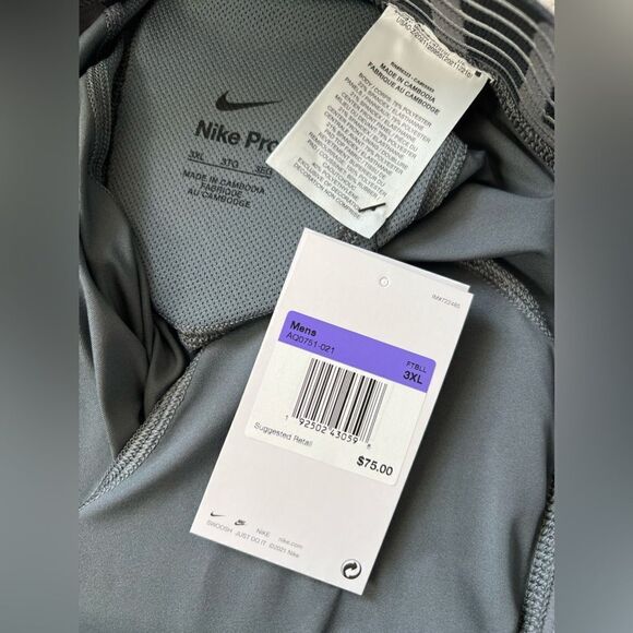 Nike Pro Hyperstrong Padded Compression Football Shorts - Picture 3 of 6